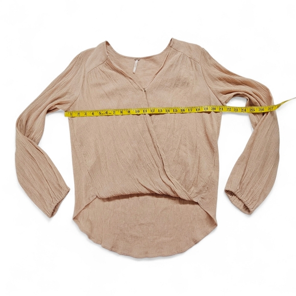 Free People Check On It Long Sleeve Open Wrap Top In Pink Peach Size Medium - Picture 8 of 9